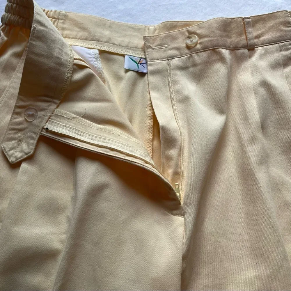Paradise Bay bermuda shorts yellow size 14 NWOT 3 pockets button and zip